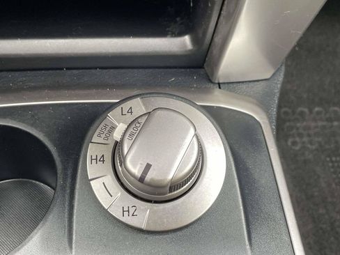 Used 2019 Toyota 4Runner SR5 Premium AWD/4WD image 39