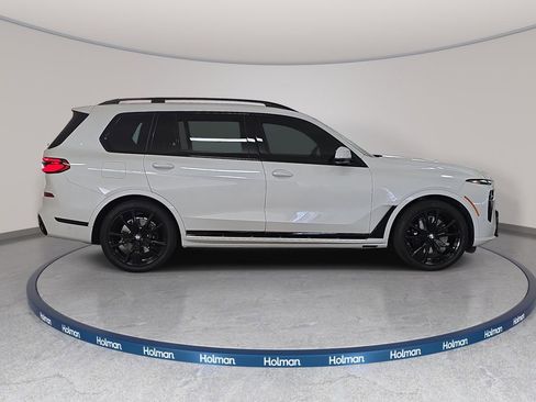 Used 2024 BMW X7 xDrive40i w/ Executive Package AWD/4WD image 6