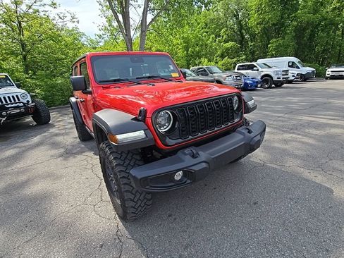 Used 2024 Jeep Wrangler Unlimited Sport AWD/4WD image 10