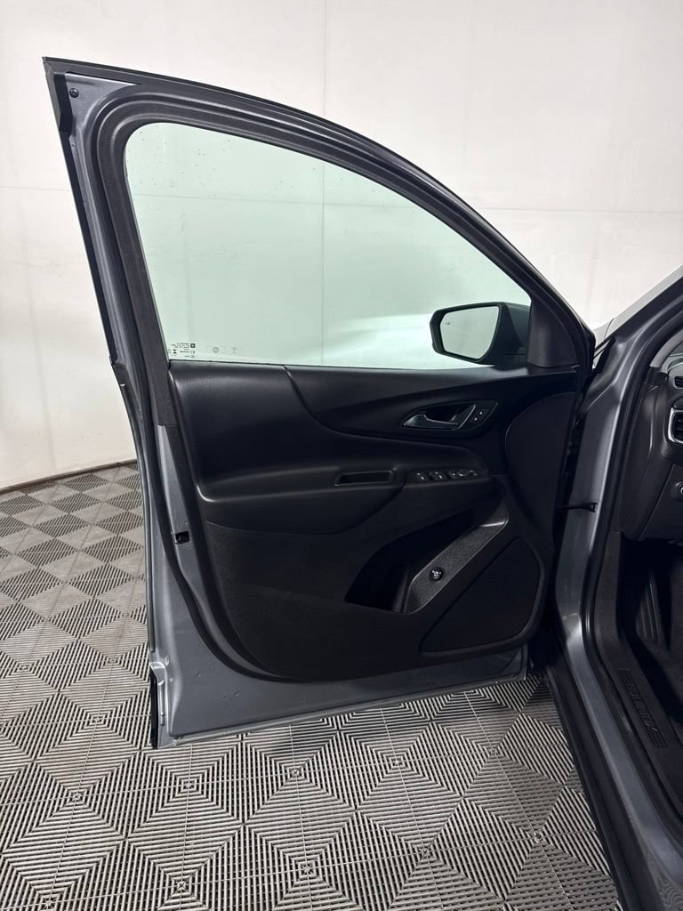 Used 2024 Chevrolet Equinox LT FWD image 13