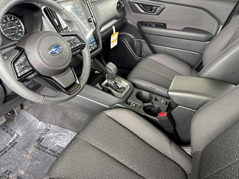 Certified 2025 Subaru Forester Premium AWD/4WD image 12