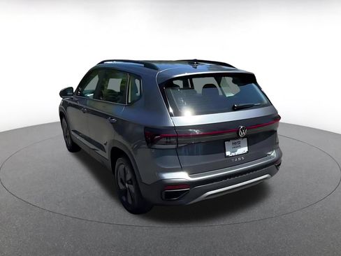Used 2026 Volkswagen Taos S FWD image 9