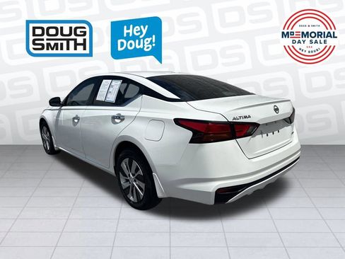 Used 2020 Nissan Altima 2.5 S AWD/4WD image 4
