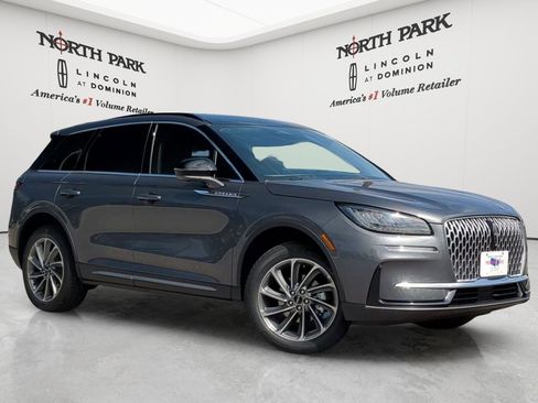New 2026 Lincoln Corsair Premiere FWD image 1
