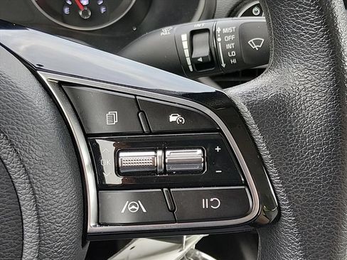 Certified 2023 Kia Forte LXS FWD image 21