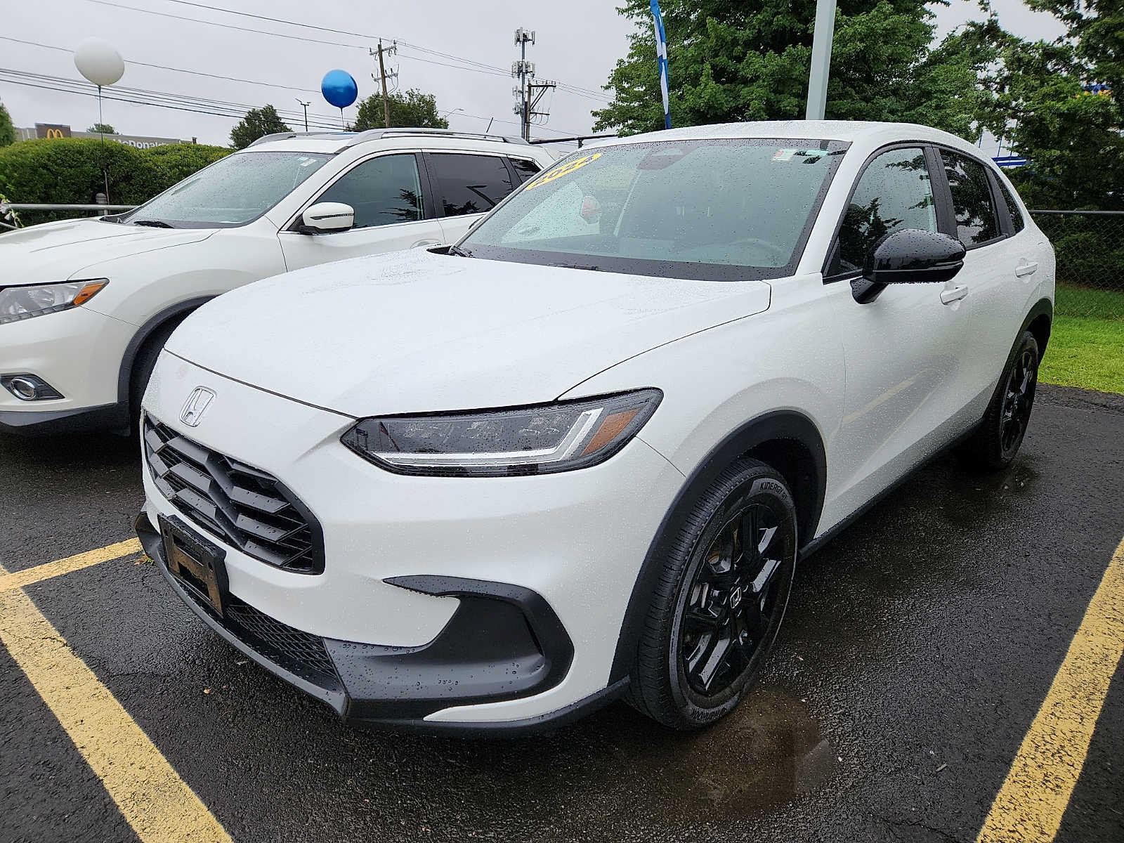 Used 2024 Honda HR-V Sport image 3