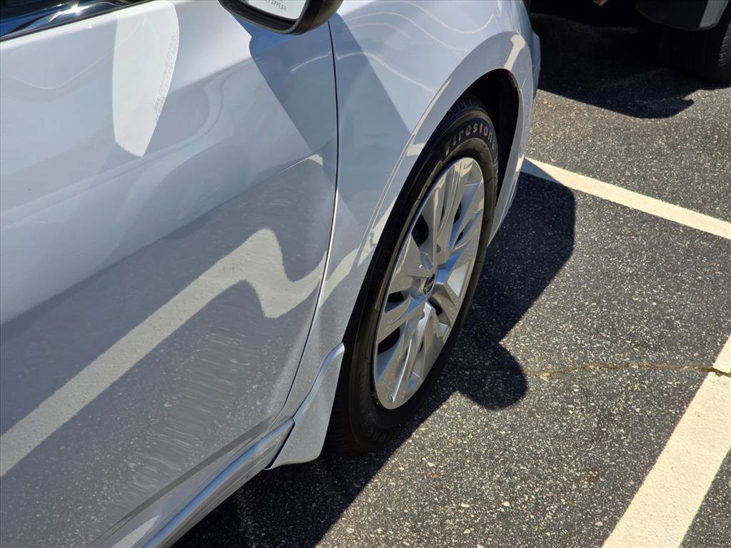 Used 2025 Nissan Sentra S FWD image 18