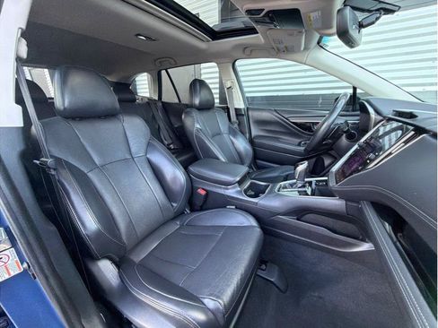 Used 2020 Subaru Outback Limited w/ Popular Package #2 AWD/4WD image 4