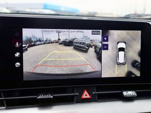 Used 2023 Kia Sportage SX image 7