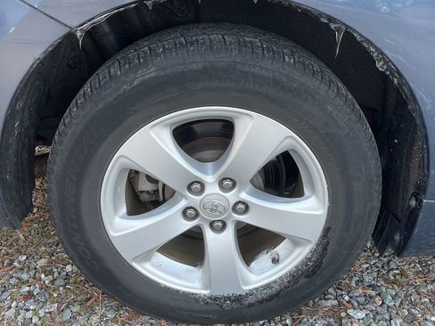 Used 2017 Toyota Sienna LE image 25