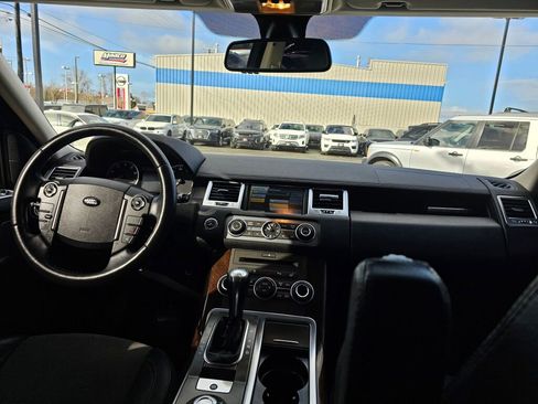 Used 2011 Land Rover Range Rover Sport HSE image 14