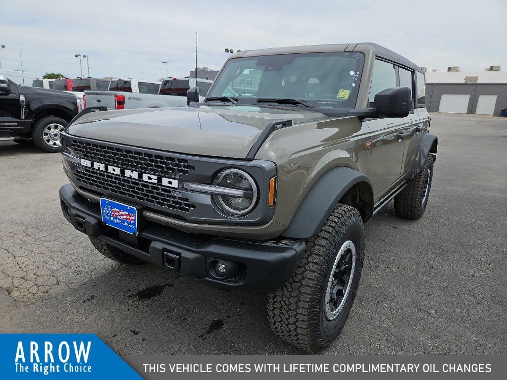 New 2026 Ford Bronco Badlands w/ Sasquatch Package AWD/4WD image 4