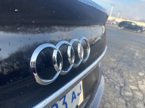 Used 2023 Audi Q5 2.0T Premium w/ Convenience Package AWD/4WD image 10