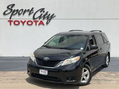 Used 2015 Toyota Sienna LE