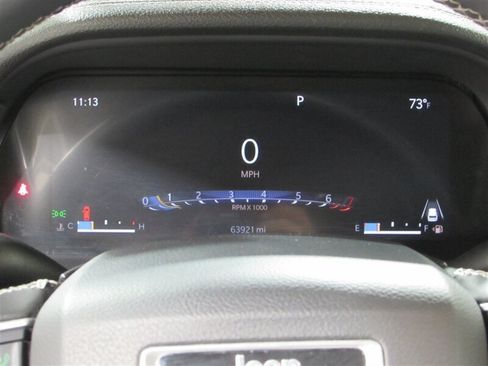 Used 2023 Jeep Grand Cherokee Limited AWD/4WD image 28