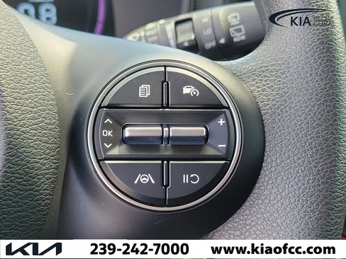 Certified 2024 Kia Soul LX FWD image 27