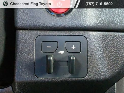 Certified 2025 Toyota Tundra Limited w/ TRD Off-Road Package AWD/4WD image 33