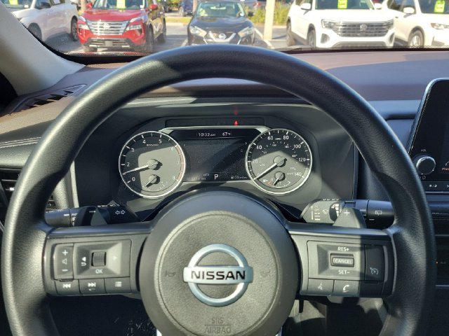 Used 2021 Nissan Rogue S AWD/4WD image 23