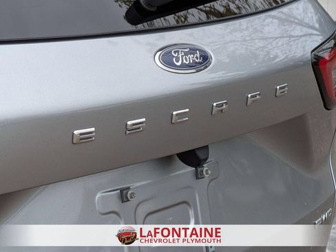 Used 2023 Ford Escape Active w/ Tech Pack #1 AWD/4WD image 10