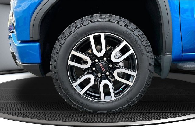 Used 2023 GMC Sierra 1500 AT4 w/ AT4 Premium Package AWD/4WD image 35