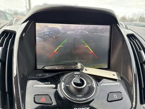 Used 2015 Ford Escape Titanium image 13