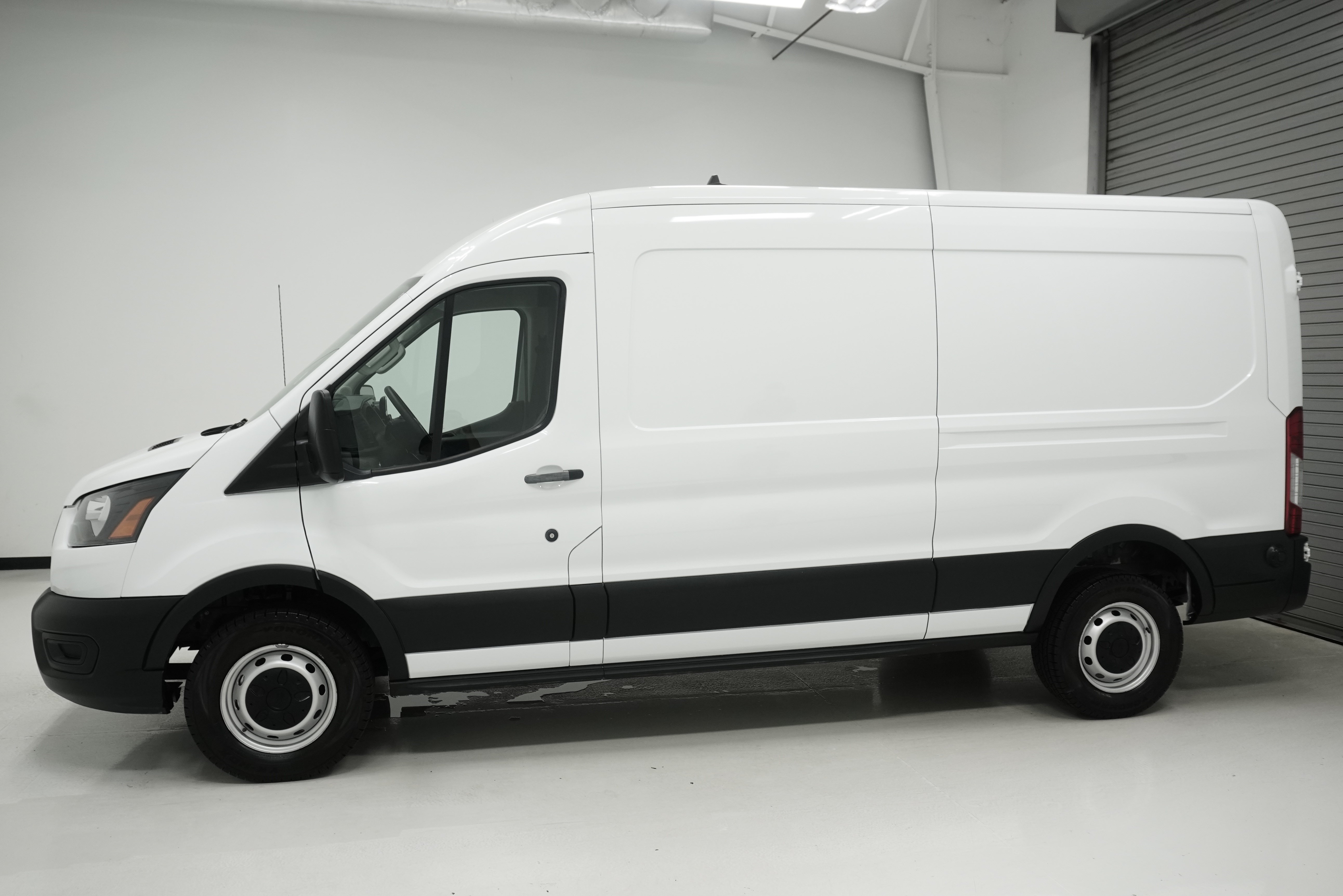 Used 2024 Ford Transit 150 148 Medium Roof w/ Load Area Protection Package RWD image 5