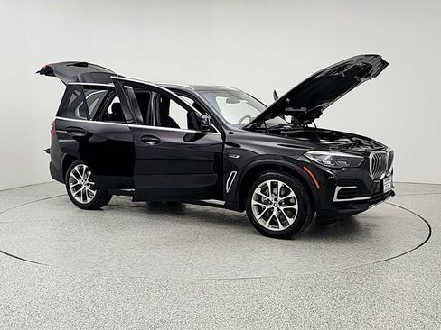 Used 2023 BMW X5 xDrive45e w/ Parking Assistance Package AWD/4WD image 10