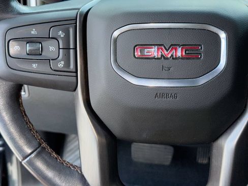 Used 2021 GMC Sierra 1500 AT4 w/ AT4 Value Package AWD/4WD image 17