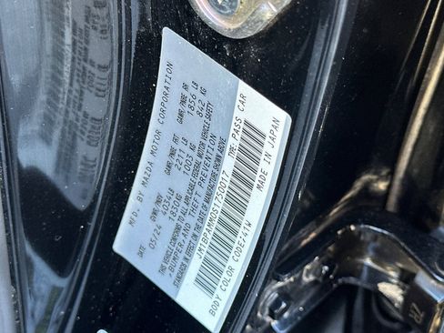 Used 2025 MAZDA MAZDA3 2.5 S Hatchback w/ Premium Pkg image 54