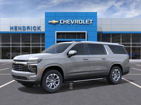 New 2026 Chevrolet Suburban LT w/ Comfort Package image 2