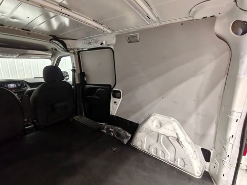 Used 2022 RAM ProMaster City Tradesman FWD image 27