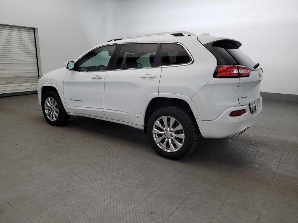 Used 2017 Jeep Cherokee Overland AWD/4WD image 3