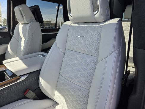 New 2026 Cadillac Escalade Platinum Sport image 17