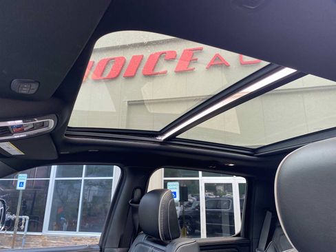 Used 2021 RAM 1500 Limited AWD/4WD image 32