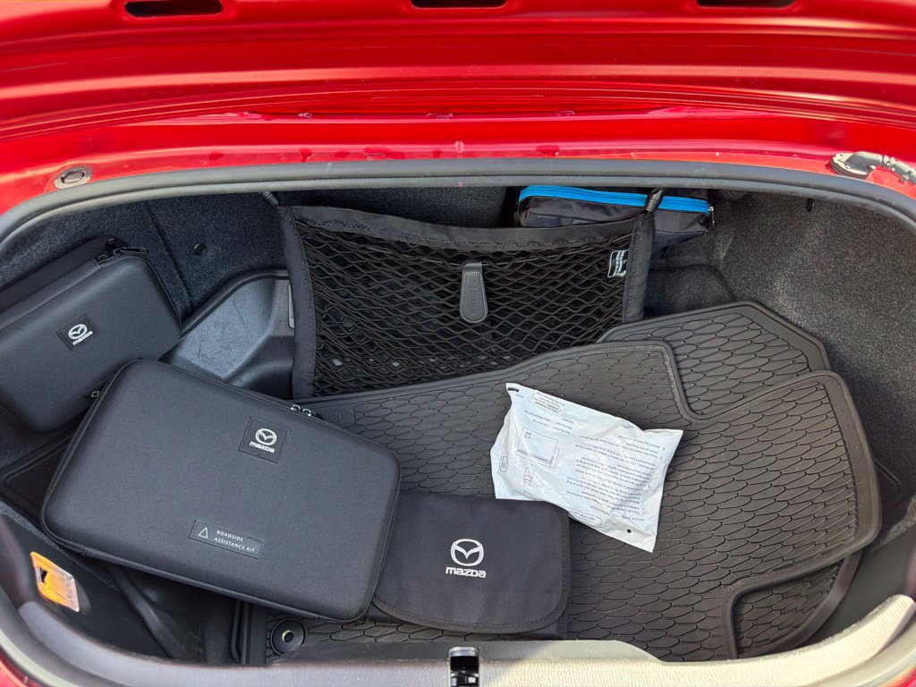 Used 2023 MAZDA MX-5 Miata Grand Touring w/ Weather Package RWD image 11