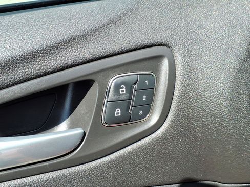 Used 2013 Ford Escape SEL AWD/4WD image 11