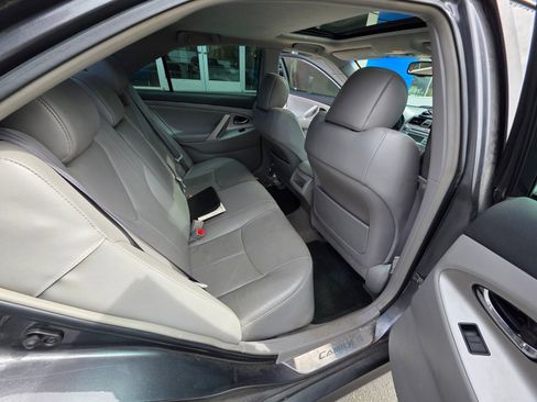 Used 2007 Toyota Camry SE image 14