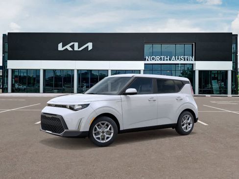 New 2025 Kia Soul LX w/ LX Technology Package image 3
