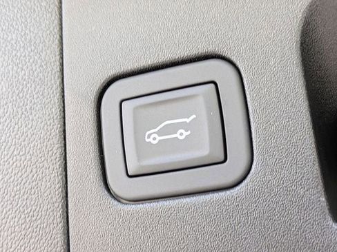 New 2025 Cadillac XT5 Premium Luxury w/ Technology Package FWD image 12