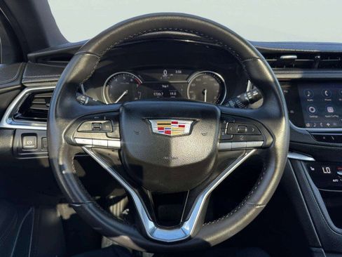 Used 2024 Cadillac XT6 Luxury w/ LPO, Floor Liner Package image 29