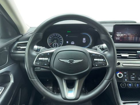 Used 2025 Genesis G70 2.5T RWD image 34