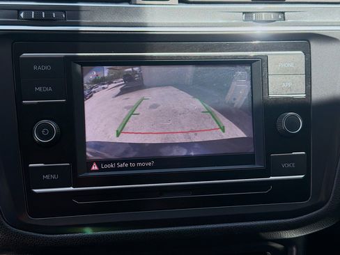 Certified 2022 Volkswagen Tiguan S FWD image 14