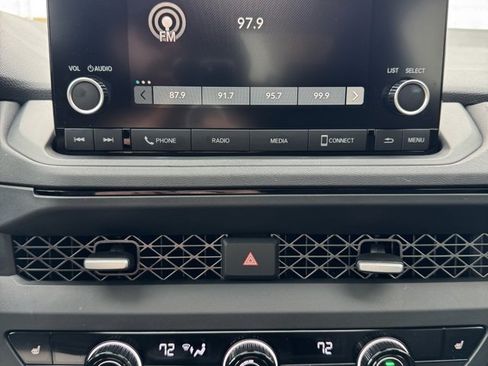 Certified 2025 Honda Accord SE image 19