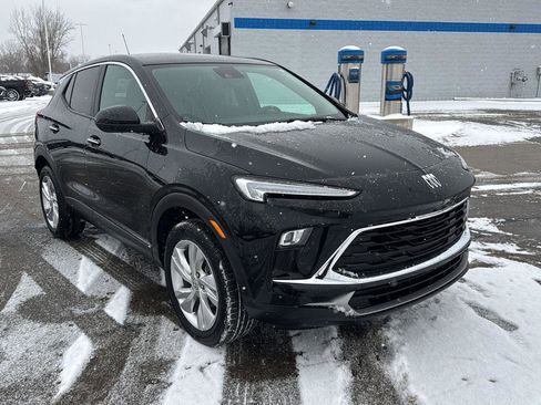 Used 2024 Buick Encore GX Preferred w/ Comfort Package image 8