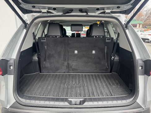 Used 2024 Toyota Grand Highlander XLE image 11