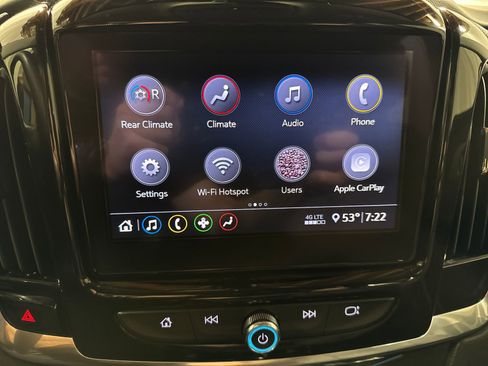 Used 2020 Chevrolet Traverse LT w/ LPO, Floor Liner Package FWD image 24