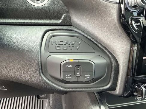 New 2026 RAM 3500 Laramie AWD/4WD image 30