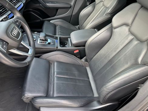 Used 2020 Audi Q5 2.0T Premium Plus w/ Premium Plus Package image 8