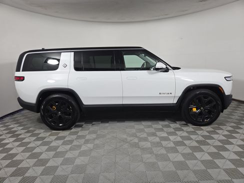 Used 2023 Rivian R1S Launch Edition AWD/4WD image 6