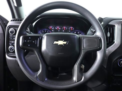 Used 2019 Chevrolet Silverado 1500 Custom w/ Custom Max Trailering Package image 11